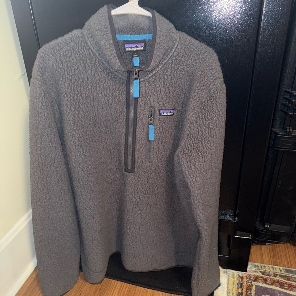 Patagonia Men's Gray Zip-Up Sweater